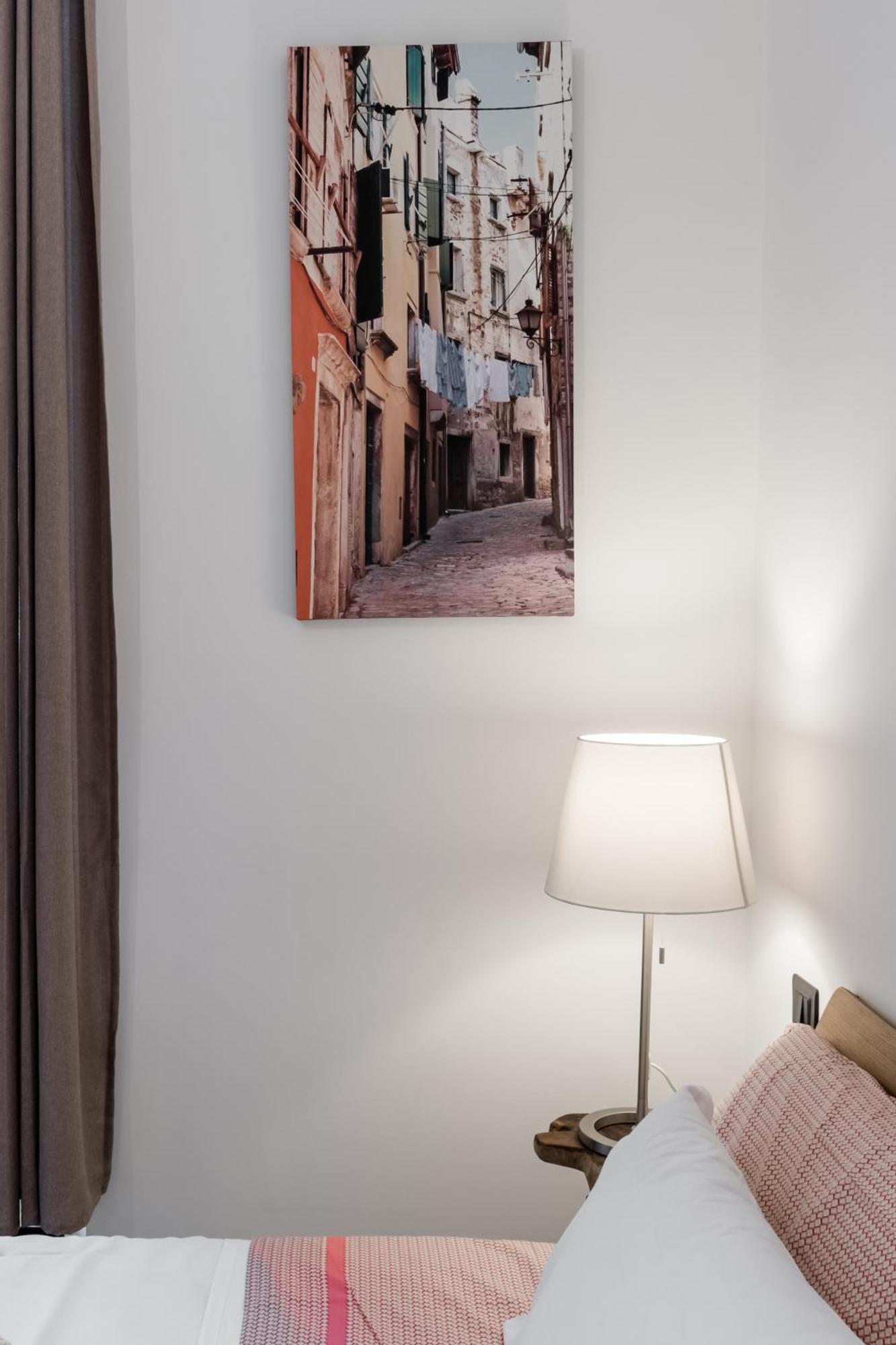Acquario 5 Minuti, 1Br , Free A-C, Wifi & Netflix "City Center" By Tilo 热那亚 外观 照片