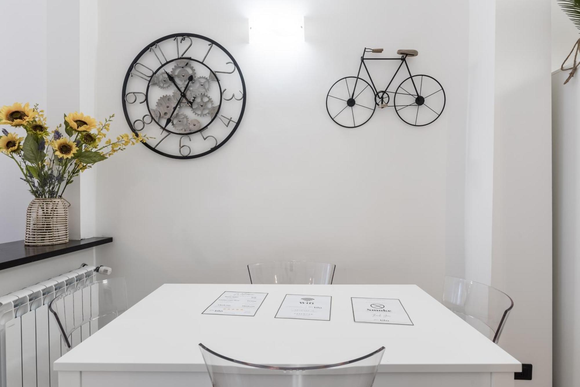 Acquario 5 Minuti, 1Br , Free A-C, Wifi & Netflix "City Center" By Tilo 热那亚 外观 照片