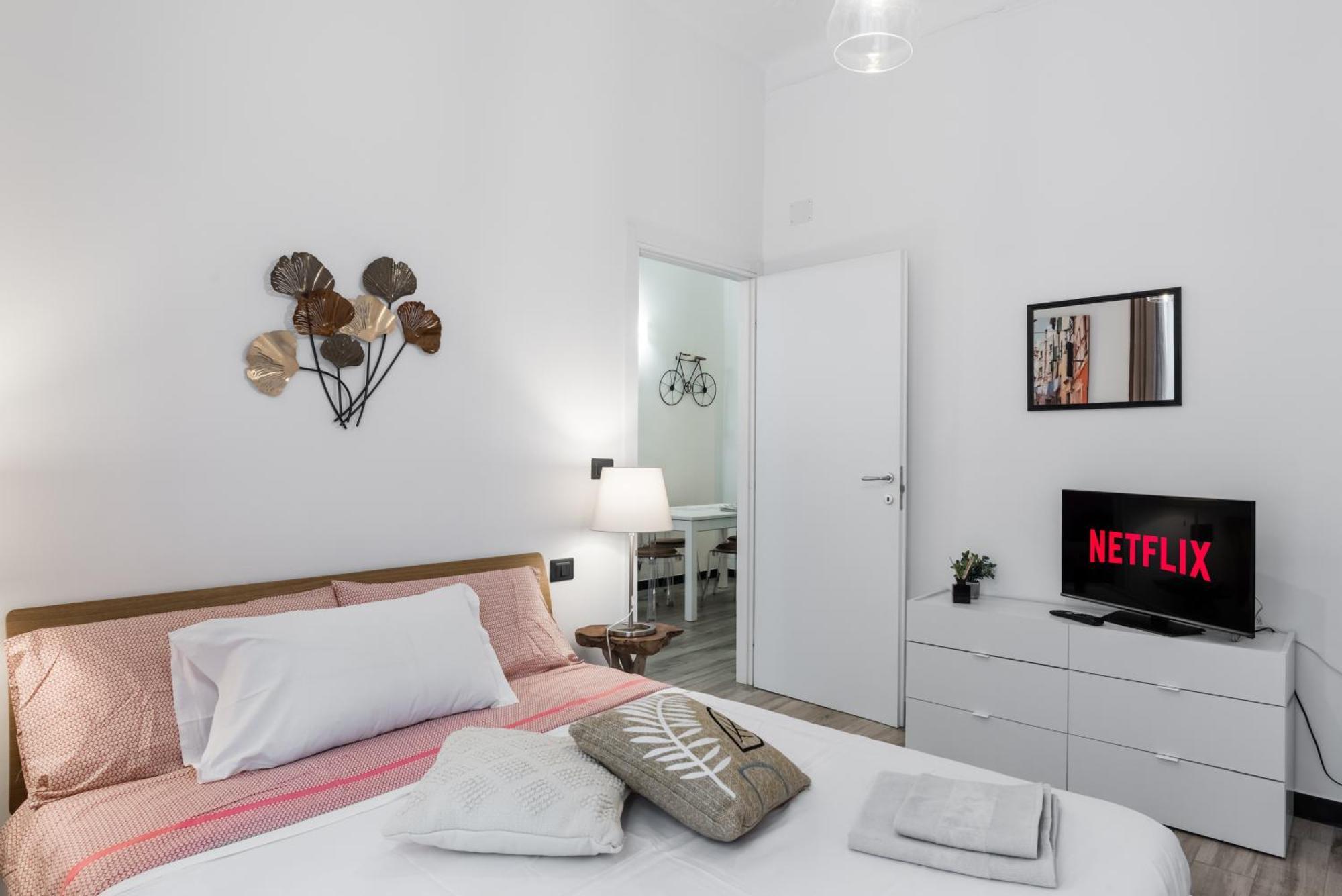 Acquario 5 Minuti, 1Br , Free A-C, Wifi & Netflix "City Center" By Tilo 热那亚 外观 照片