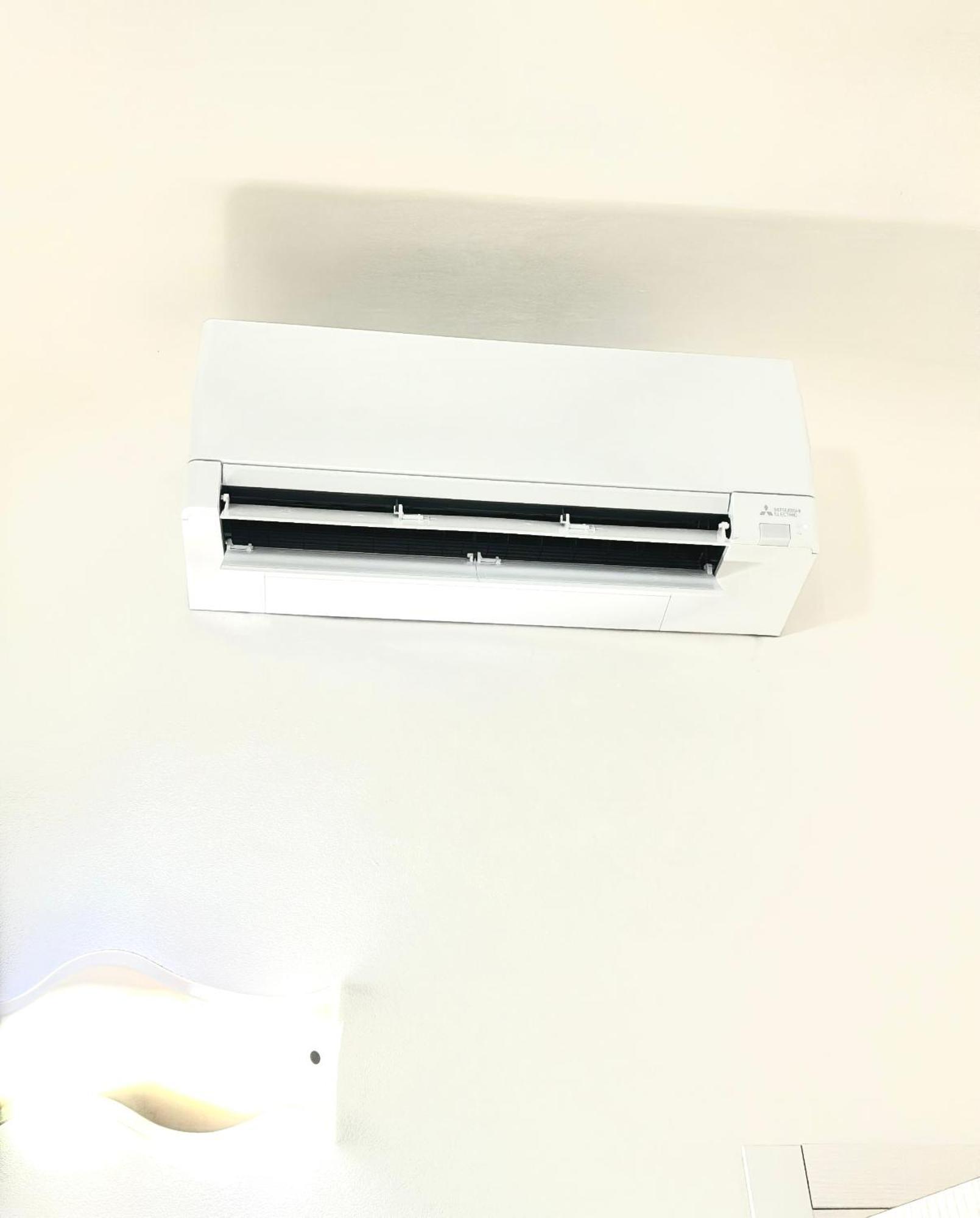 Acquario 5 Minuti, 1Br , Free A-C, Wifi & Netflix "City Center" By Tilo 热那亚 外观 照片
